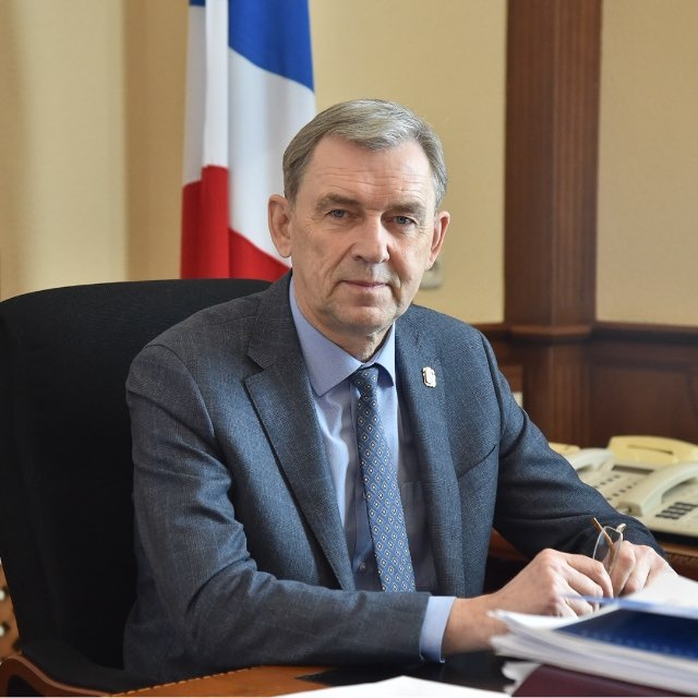 Александр Артемов
