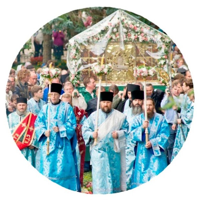 Псково-Печерские паломники