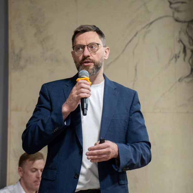 Александр Руденко