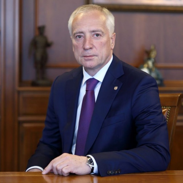 Владимир Мазур