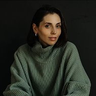 Адюкова здесь