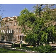 ГБОУ ЛНР «Краснолучская гимназия № 1 имени Л. Литвяк»