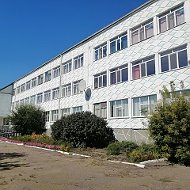 МБОУ "Кормиловский лицей"